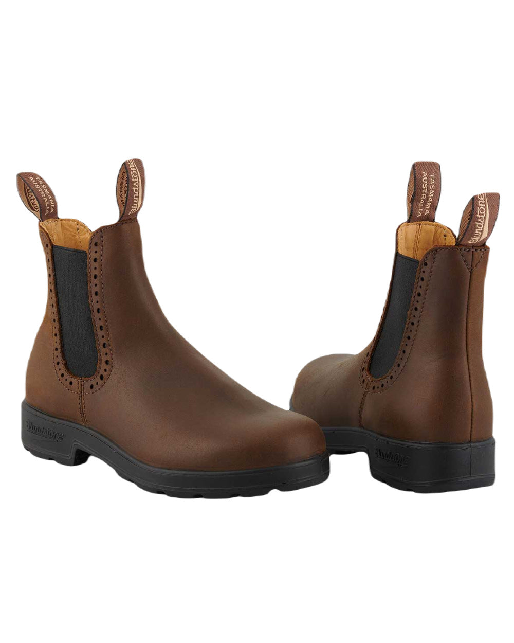Antique Brown Coloured Blundstone Womens 2151 Antique Brown Leather Chelsea Boots On A White Background #colour_antique-brown
