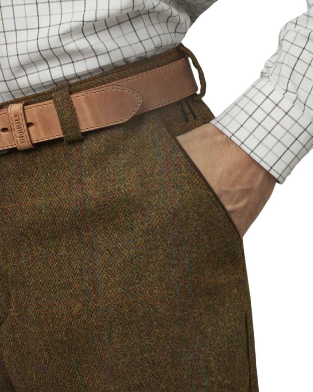 Terragon Brown Coloured Harkila Stornoway Tweed Breeks 2.0 on white background #colour_terragon-brown