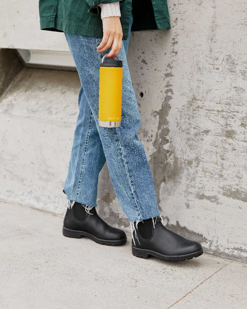 Marigold Coloured Klean Kanteen Insulated TKWide With Cafe Cap On A Floor Background #colour_marigold