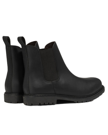 Noir coloured Aigle Eperon Leather Chelsea Boots on white background #colour_noir