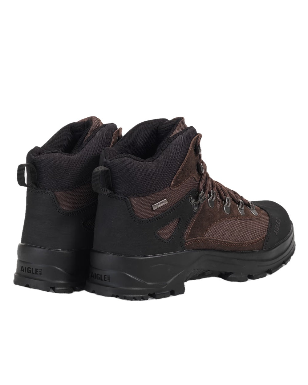 Dark Brown coloured Aigle Huntshaw 2 MTD Boots on white background #colour_dark-brown