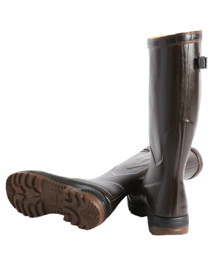 Brun coloured Aigle Parcours 2 Vario Wellington Boots on white background #colour_brun