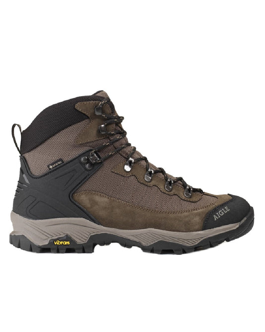 Taupe coloured Aigle Sonricker GTX Boots on white background #colour_taupe