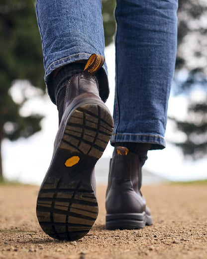 Cocoa Brown Coloured Blundstone 2057 Cocoa Brown Chelsea Boots on  outdoor background #colour_cocoa-brown