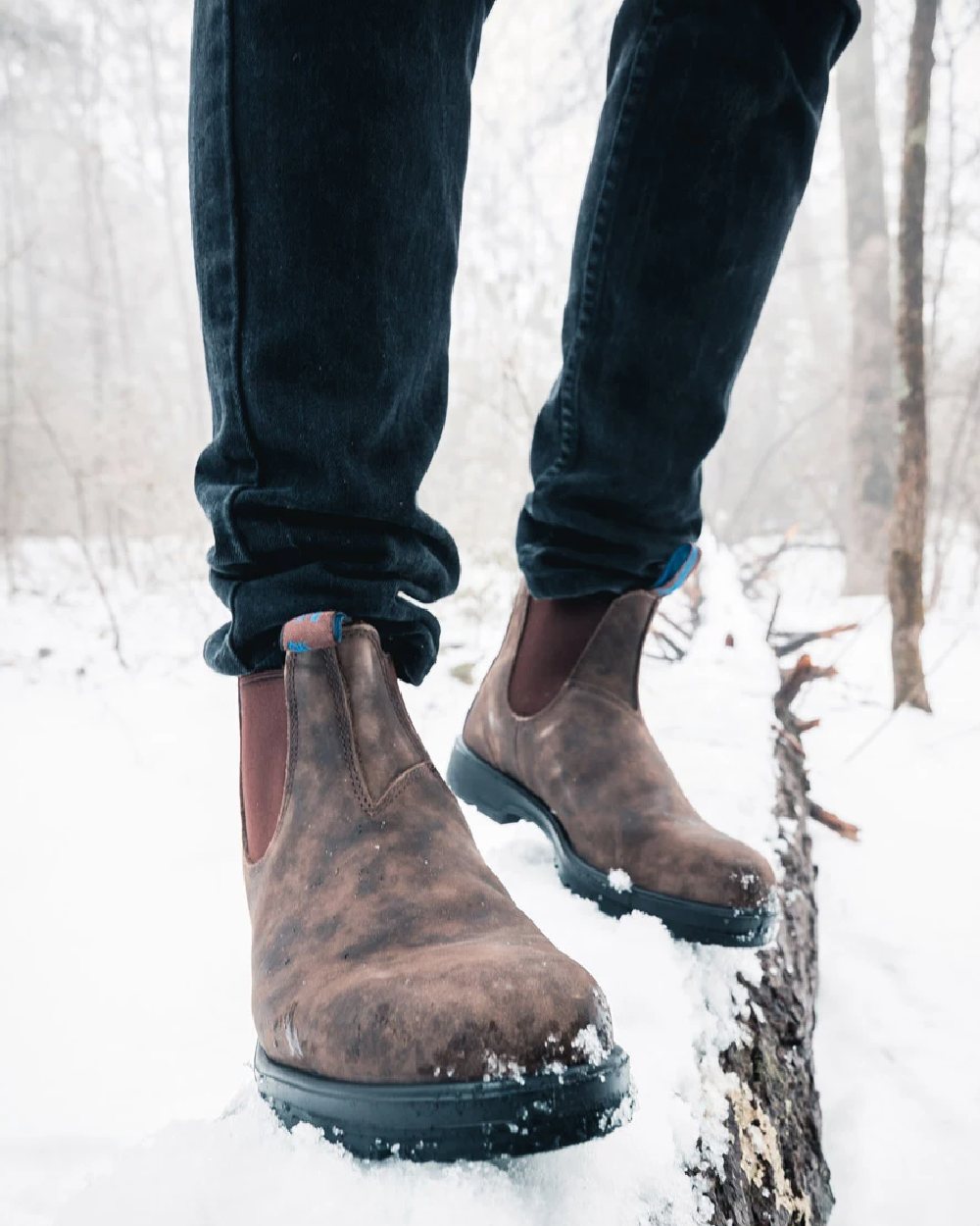 Rustic Brown coloured Blundstone 584 Waterproof Rustic Brown Leather on snow background #colour_rustic-brown
