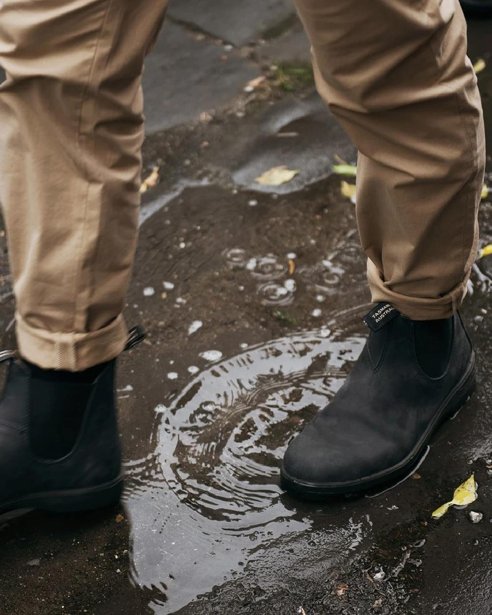 Rustic Black coloured Blundstone 587 Rustic Black Leather Boots on street background #colour_rustic-black