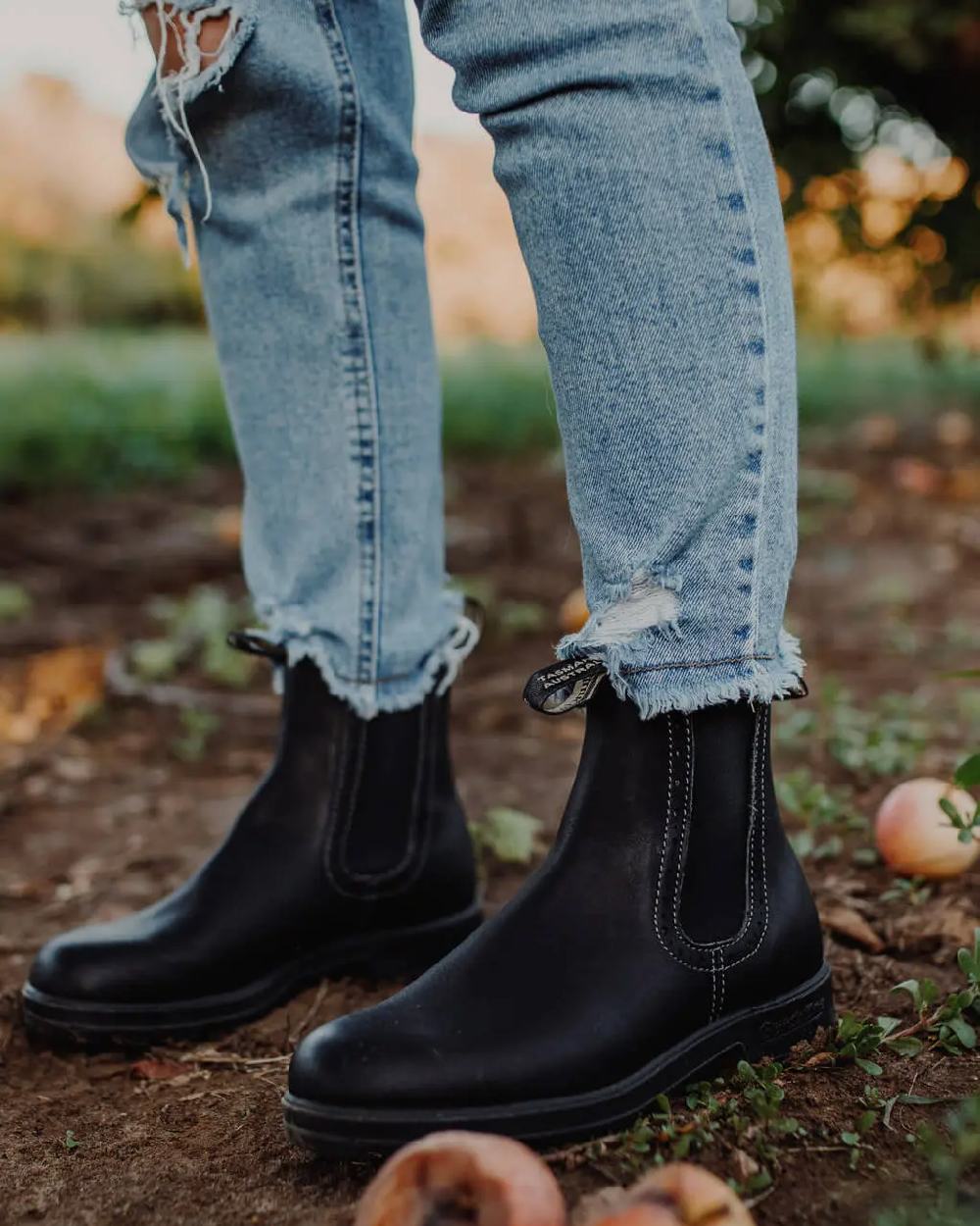 Black Coloured Blundstone Womens 1448 Black Chelsea Boots on outdoor background #colour_black