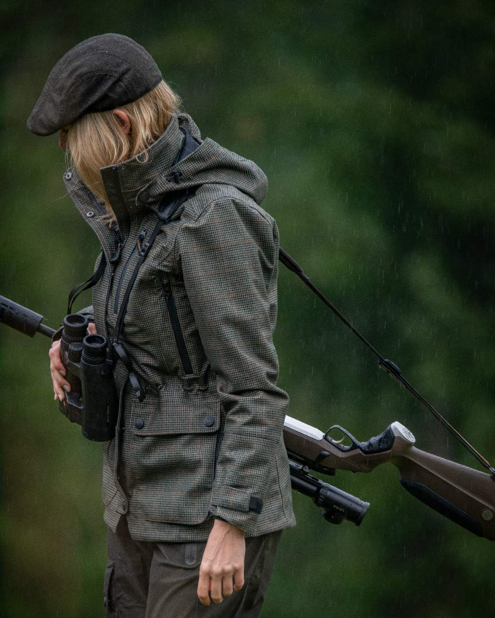 Elmwood coloured Deerhunter Flat Cap on blurry background #colour_elmwood