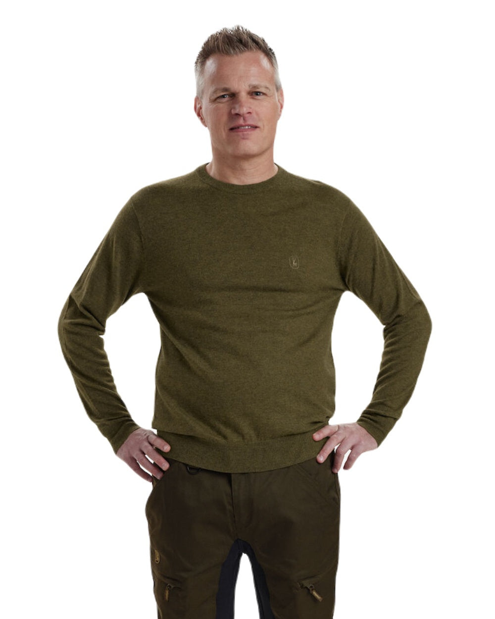 Cypress coloured Deerhunter Kingston Knit O-Neck Jumper on white background #colour_cypress