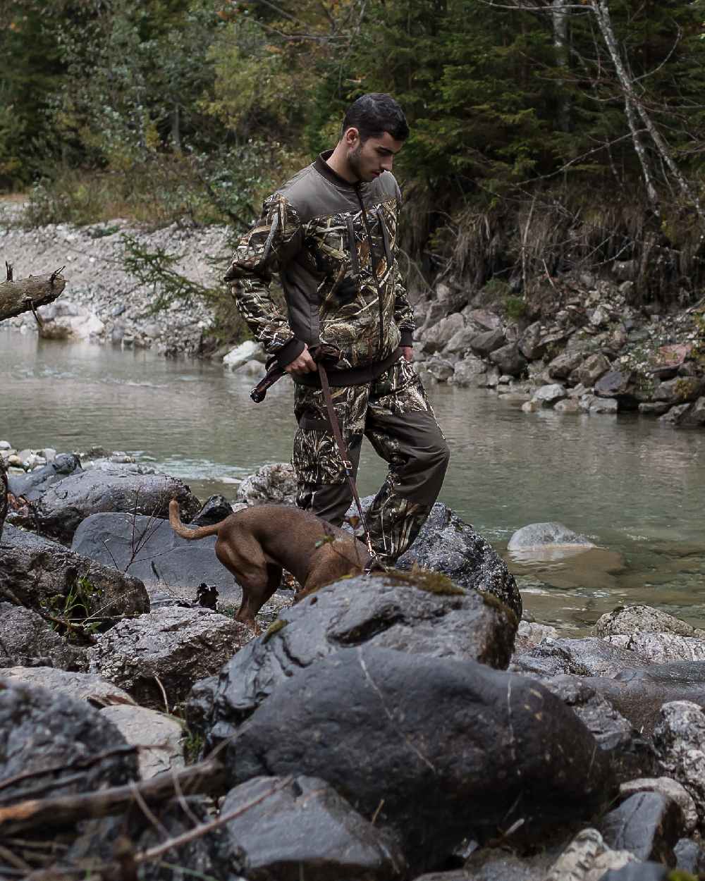 Realtree Max-5 coloured Deerhunter Mallard Trousers on lake background #colour_realtree-max-5