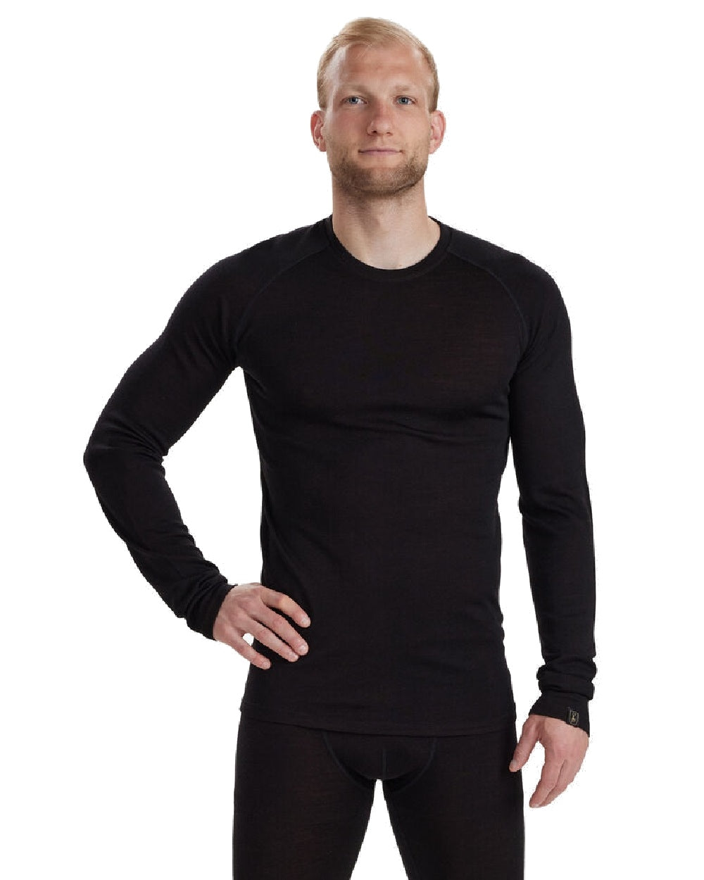 Black Oak coloured Deerhunter Quinn Merino Undershirt on white background #colour_black-oak