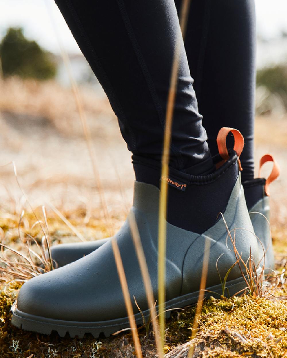 Khaki Coloured Gateway1 Ascot Lady 6 3mm Boots on outdoor background #colour_khaki