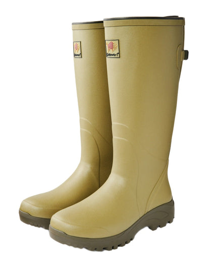 Cedar Olive Coloured Gateway1 Field Master 18" 3mm Wellingtons on white background #colour_cedar-olive