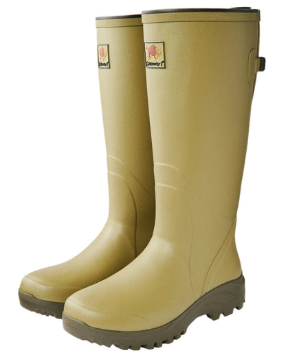 Cedar Olive Coloured Gateway1 Field Master Lady 17" 3mm Wellingtons on white background #colour_cedar-olive