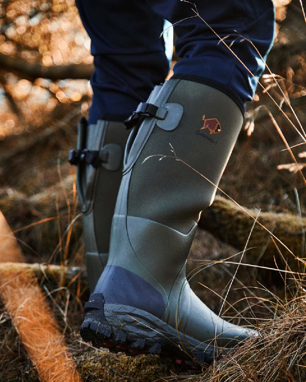 Khaki Coloured Gateway1 Woodwalker Wide 18" 4mm Wellingtons on outdoor background #colour_khaki