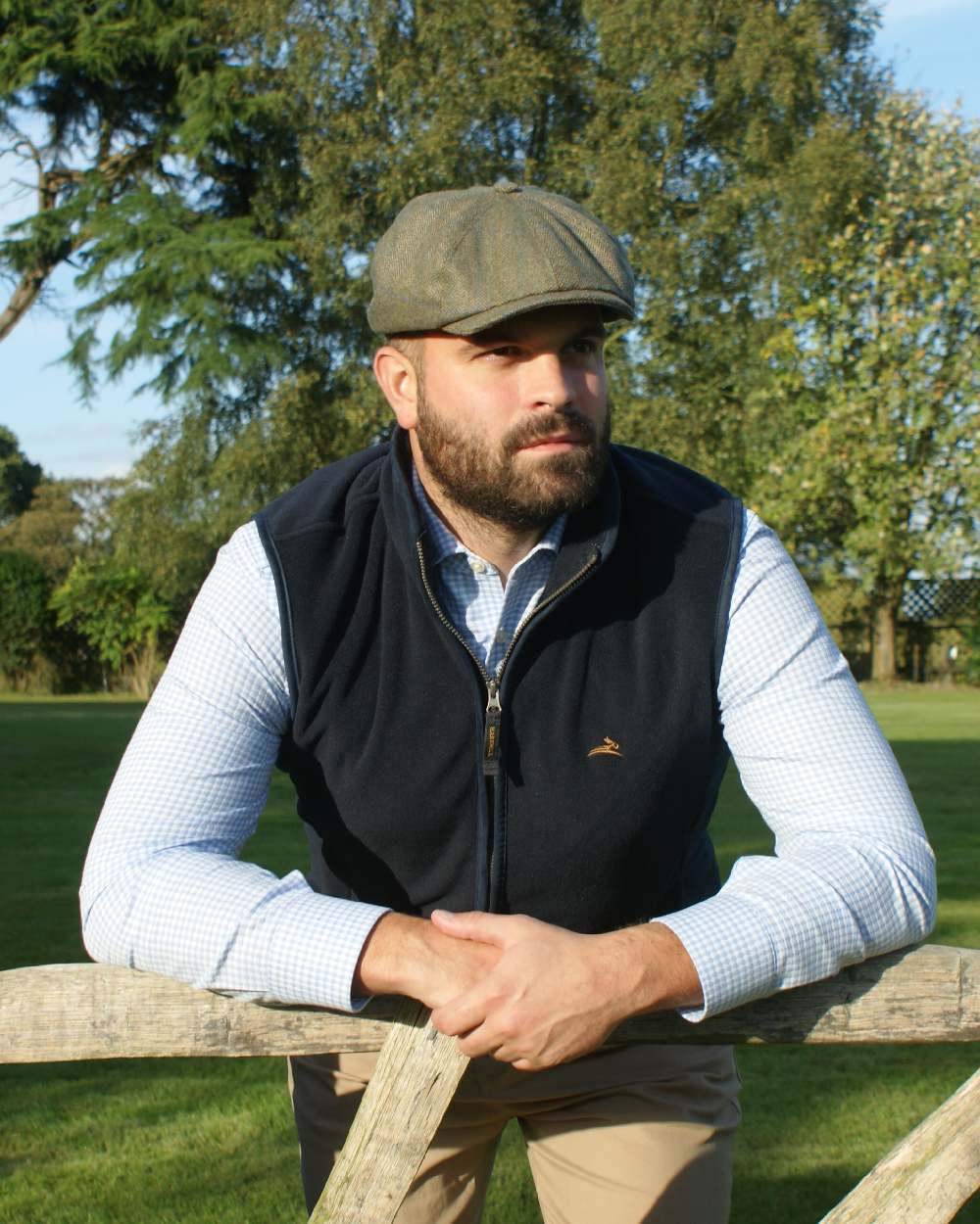 Midnight Coloured Harehill Birtles Gilet on outdoor background #colour_midnight