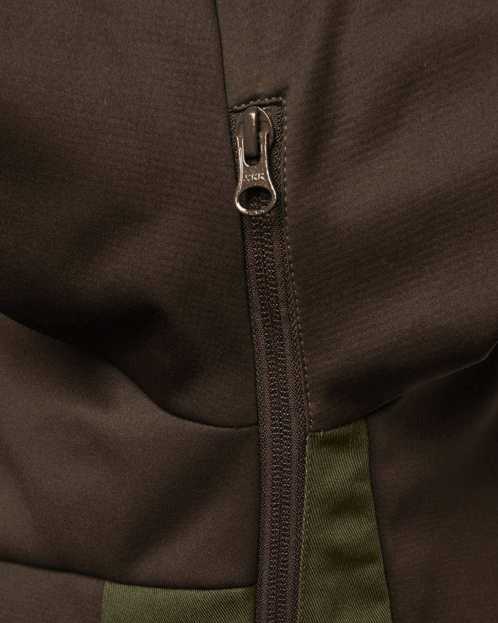 Forest Shade coloured Harehill Ridgegate Active Hybrid Jacket on white background #colour_forest-shade