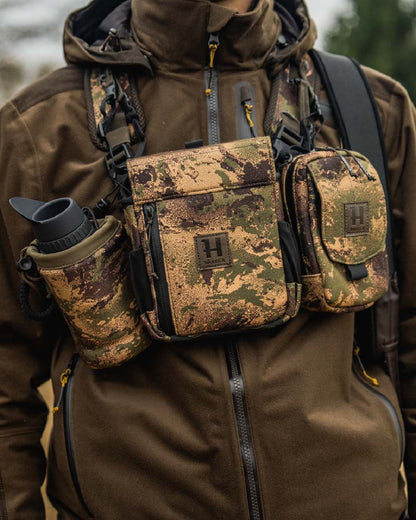 AXIS MSP Forest Coloured Harkila Bino Harness on outdoor background #colour_axis-msp-forest