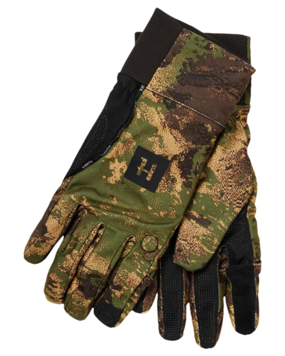 AXIS Forest Harkila Deer Stalker Camo HWS Gloves on white background #colour_axis-forest