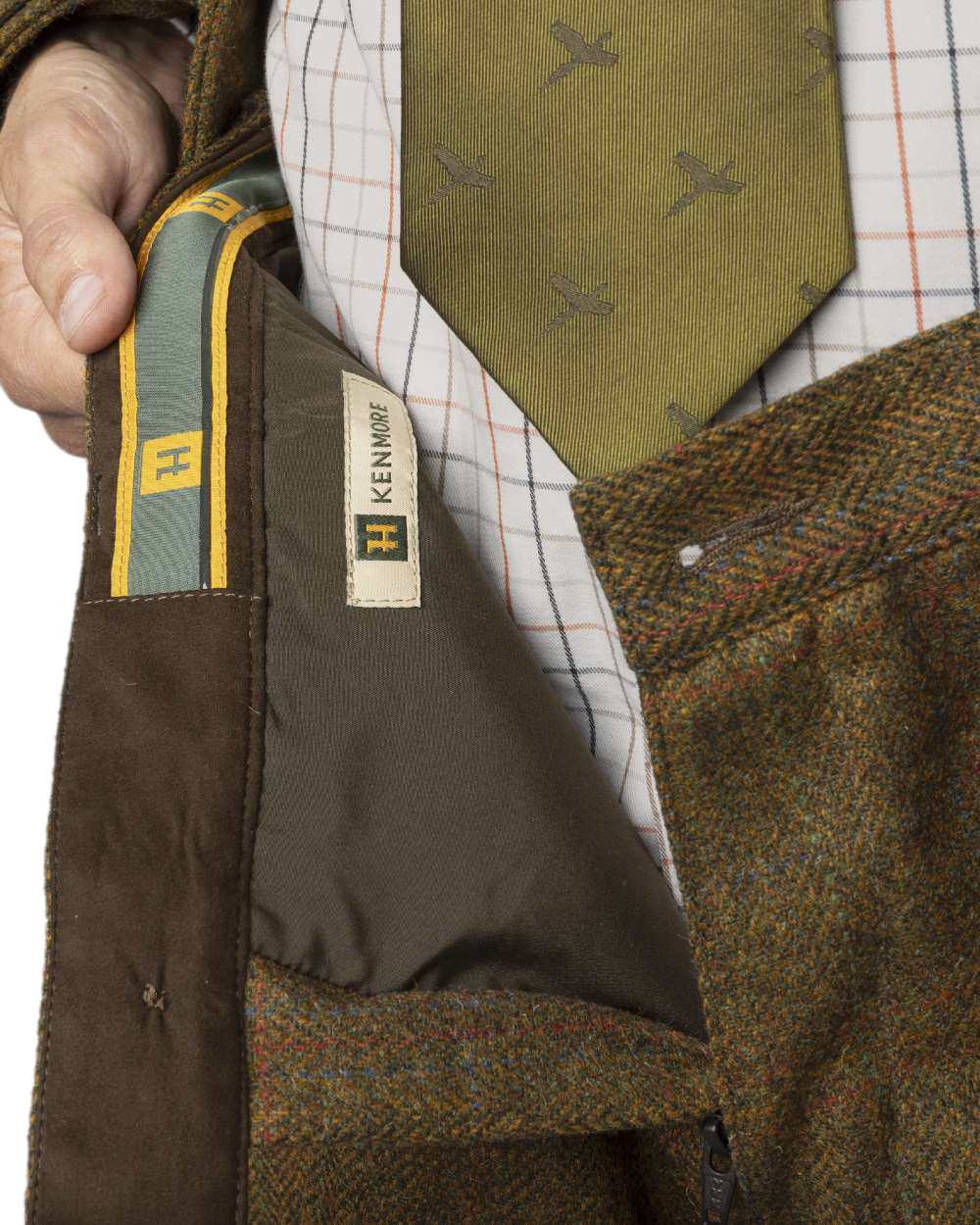 Terragon Brown Coloured Harkila Kenmore GTX Breeks on white background #colour_terragon-brown