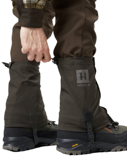 Shadow Brown Coloured Harkila Ledge Gaiters on white background #colour_shadow-brown