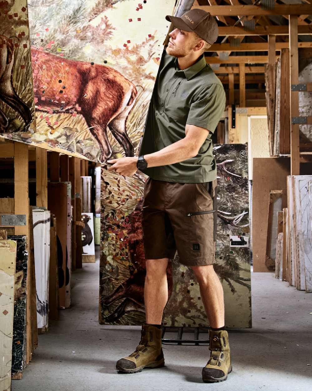 Dark Earth Shadow Brown Coloured Harkila Mens Fjell Shorts on studio background #colour_dark-earth-shadow-brown