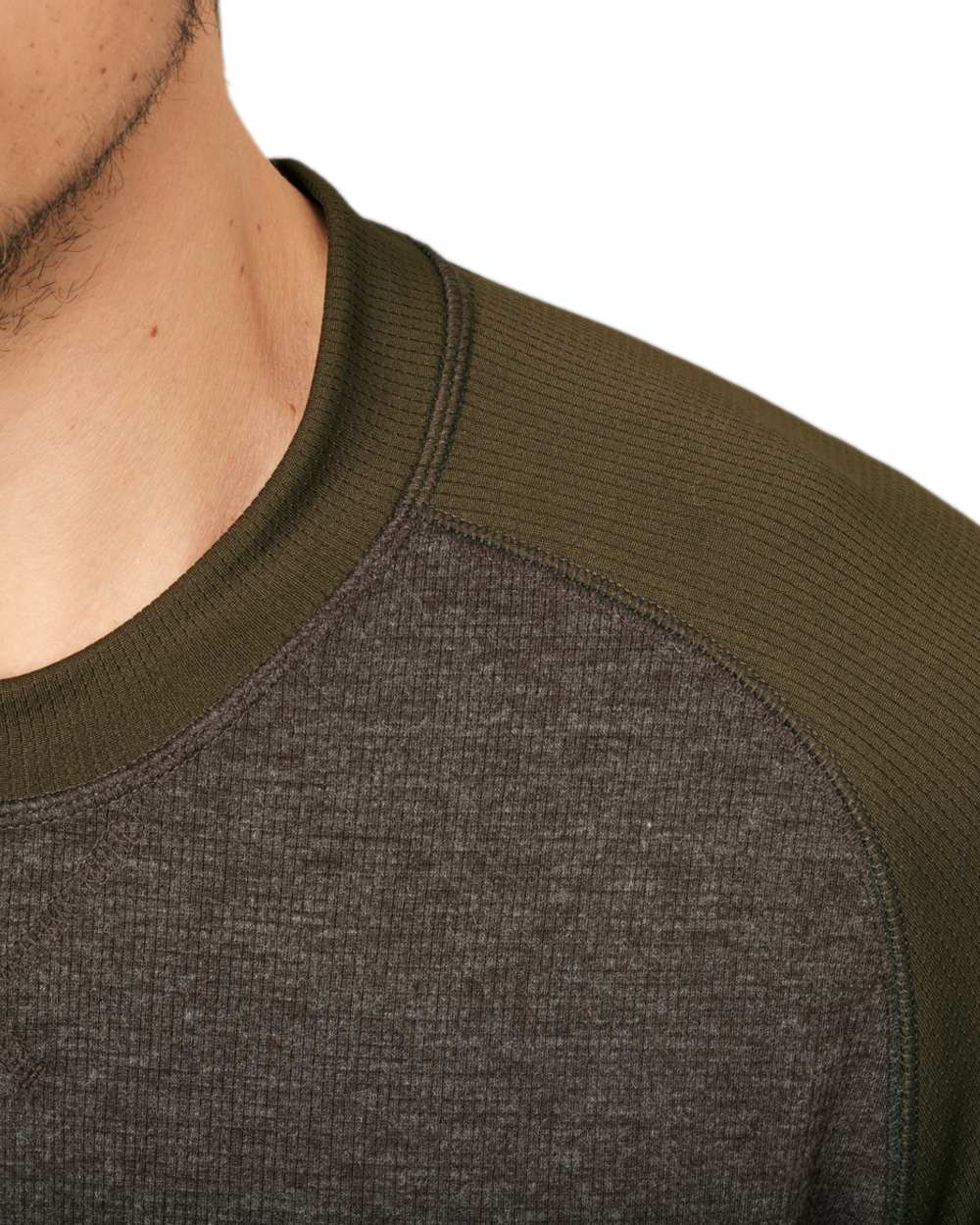 Willow Green Coloured Harkila Metso Long Sleeve T-Shirt on white background #colour_willow-green