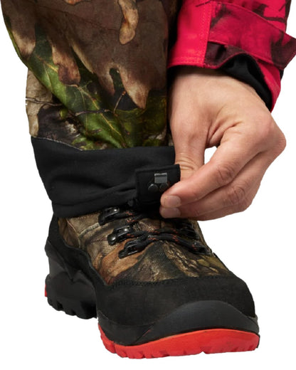 MossyOak Break-Up Country MossyOak Red Coloured Harkila Moose Hunter 2.0 GTX Trousers on white background #colour_mossyoak-break-up-country-mossyoak-red