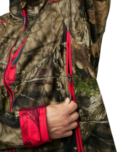 Mossy Oak Break-Up Country Mossy Oak Red Coloured Harkila Moose Hunter 2.0 WSP Jacket on white background #colour_mossy-oak-break-up-country-mossy-oak-red