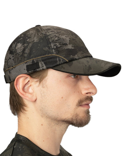 AXIS Black Black Coloured Harkila NOCTYX Camo Light Cap on white background #colour_axis-black-black