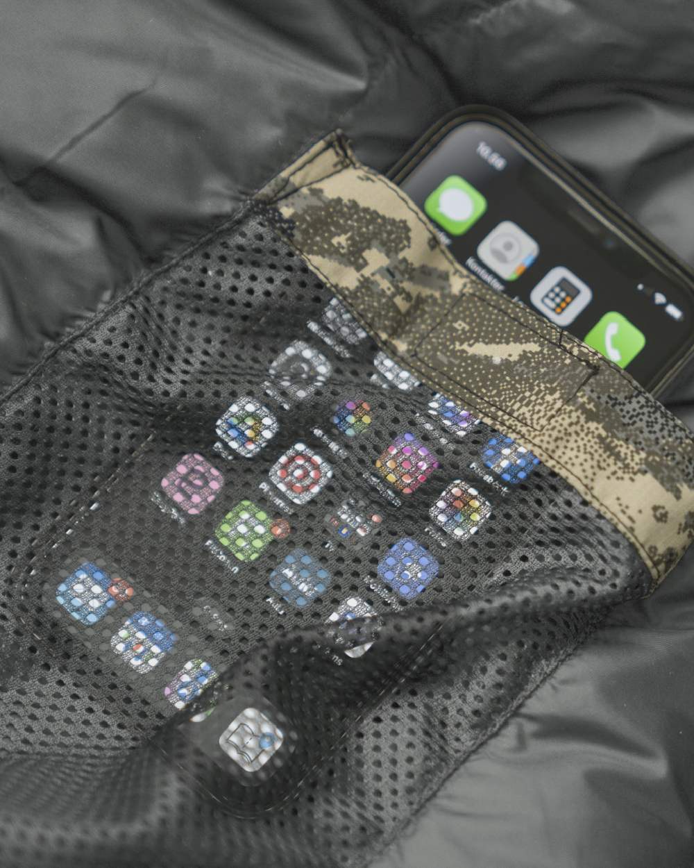 Axis MSP Mountain Coloured Harkila One Camo HSP Sleeping Bag on white background #colour_axis-msp-mountain