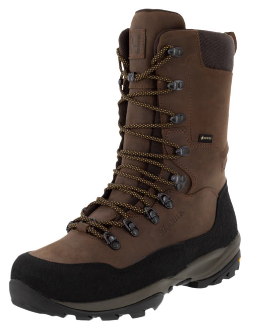 Dark Brown Coloured Harkila Pro Hunter Ridge 2.0 GTX on white background #colour_dark-brown