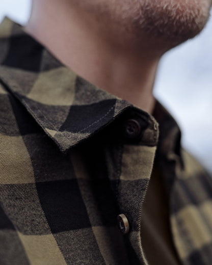 Tarmac Check coloured Harkila Scandinavian Long Sleeve Shirt on outdoor background #colour_tarmac-check