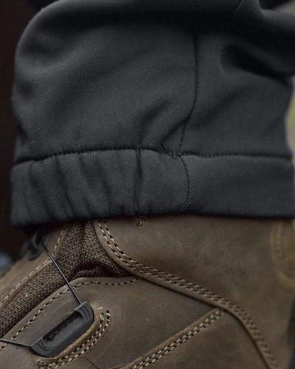 Salute Anthracite Coloured Harkila Scandinavian Trousers on forest background #colour_salute-anthracite