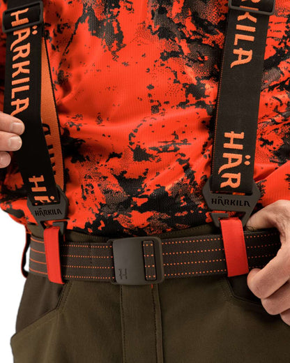 Brown Orange Blaze Coloured Harkila Wildboar Pro Tech Braces on white background #colour_brown-orange-blaze