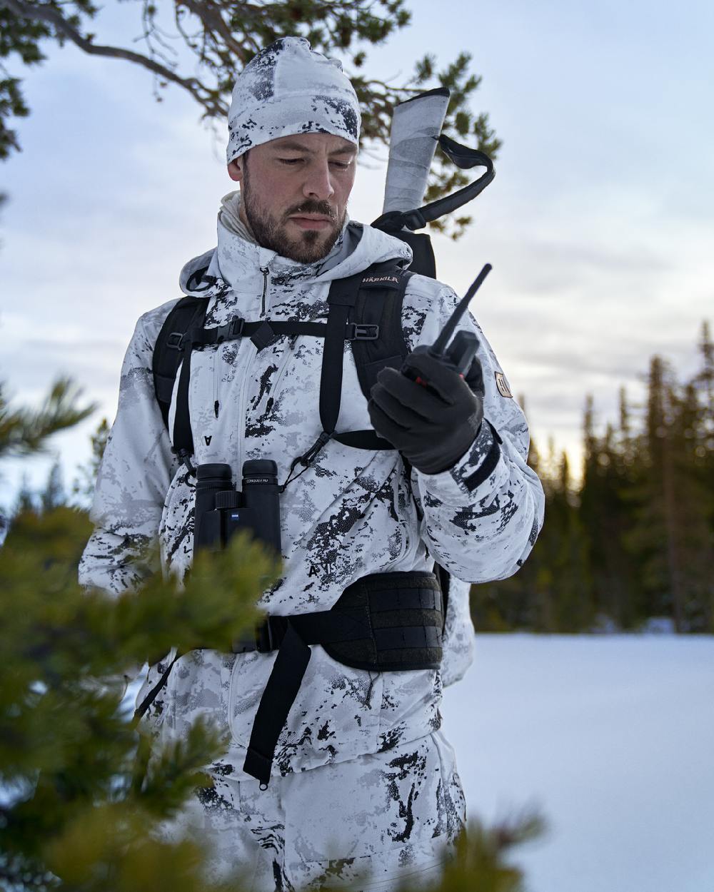 AXIS Snow Coloured Harkila Winter Active WSP Jacket on snow background #colour_axis-snow