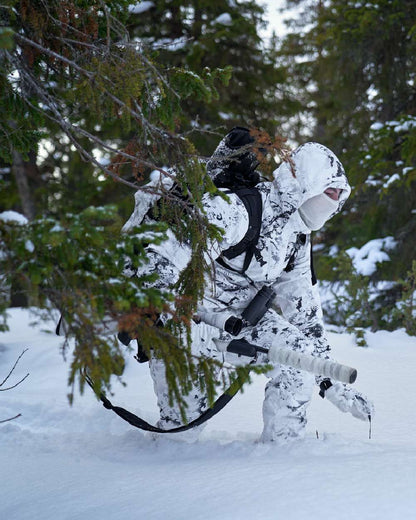 AXIS Snow Coloured Harkila Winter Active WSP Jacket on snow background #colour_axis-snow
