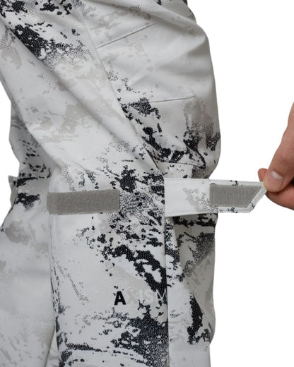 AXIS Snow Coloured Harkila Winter Active WSP Trousers on white background #colour_axis-snow