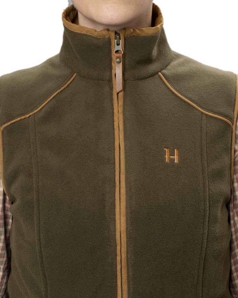 Willow Green Coloured Harkila Womens Sandhem 200 Fleece Waistcoat on white background #colour_willow-green