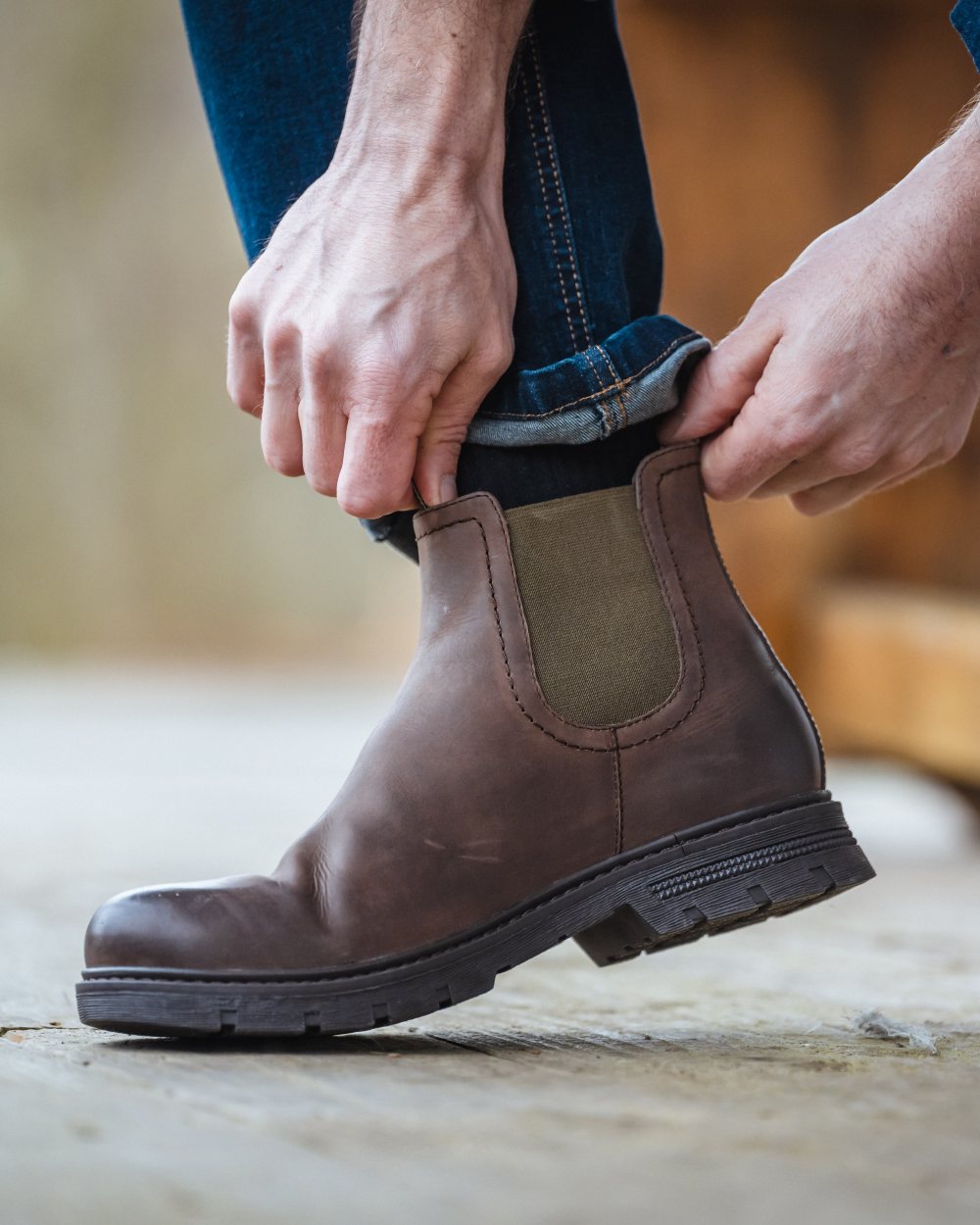 Dark Brown Coloured Hoggs of Fife Dalmeny Dealer Boots on blurry background #colour_dark-brown
