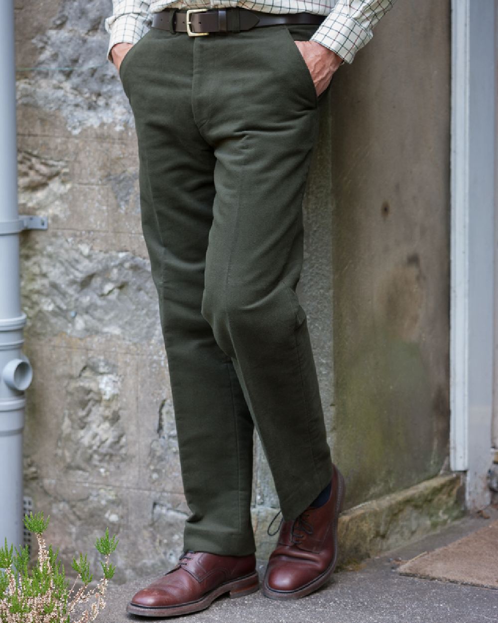 Dark Olive Coloured Hoggs of Fife Monarch II Moleskin Jeans on wall background #colour_dark-olive