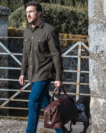Conker Coloured Hoggs of Fife Monarch Leather Carryon Holdall on outdoor background #colour_conker