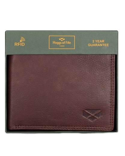 Conker Coloured Hoggs of Fife Monarch Leather Credit Card Wallet on white background #colour_conker