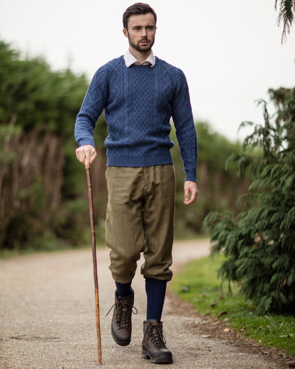 Navy coloured House of Cheviot Jura Socks on white background #colour_navy