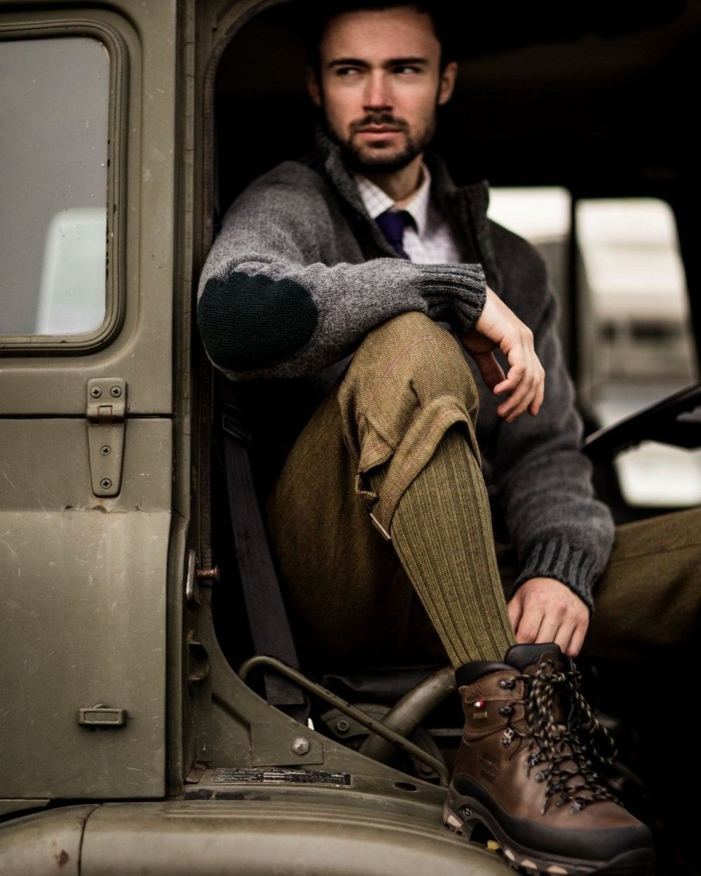Bracken coloured House of Cheviot Scarba Socks on car background #colour_bracken