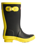 Black Illuminating Yellow