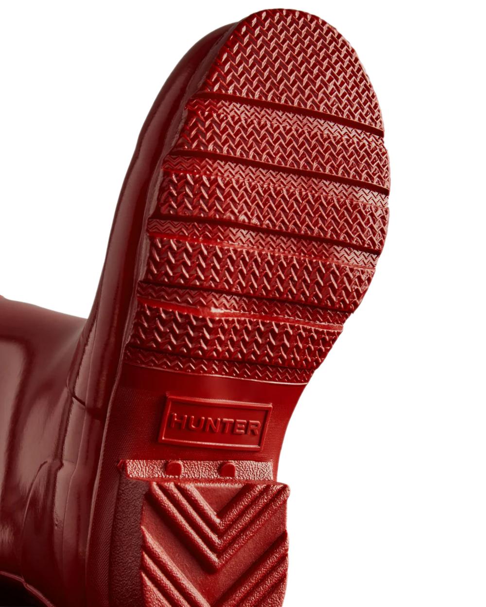 Military Red Coloured Hunter Childrens Original Gloss Wellington Boots on white background #colour_military-red