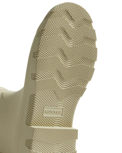 Gravel Coloured Hunter Mens Downpour Insulated Short Boots on white background #colour_gravel