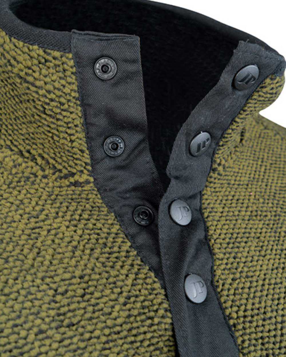 Green coloured Jack Pyke Ashdown Fleece Top on white background #colour_green