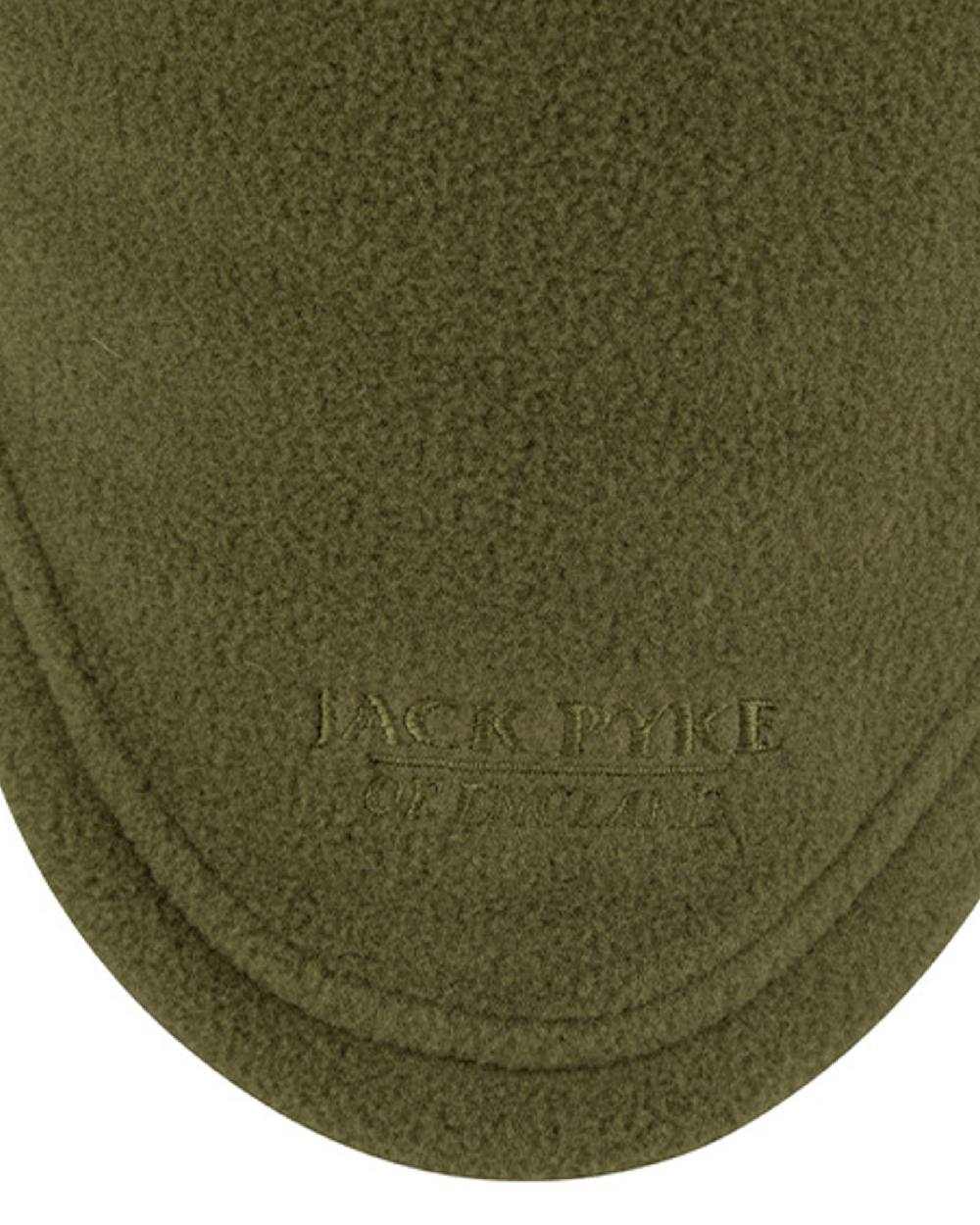 Light Olive coloured Jack Pyke Countryman Fleece Neck Gaiter on white background #colour_light-olive